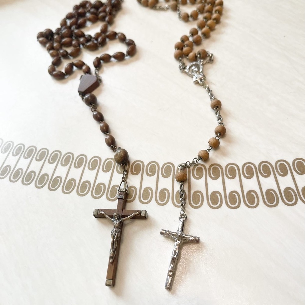 Vintage wooden beaded rosaries necklaces